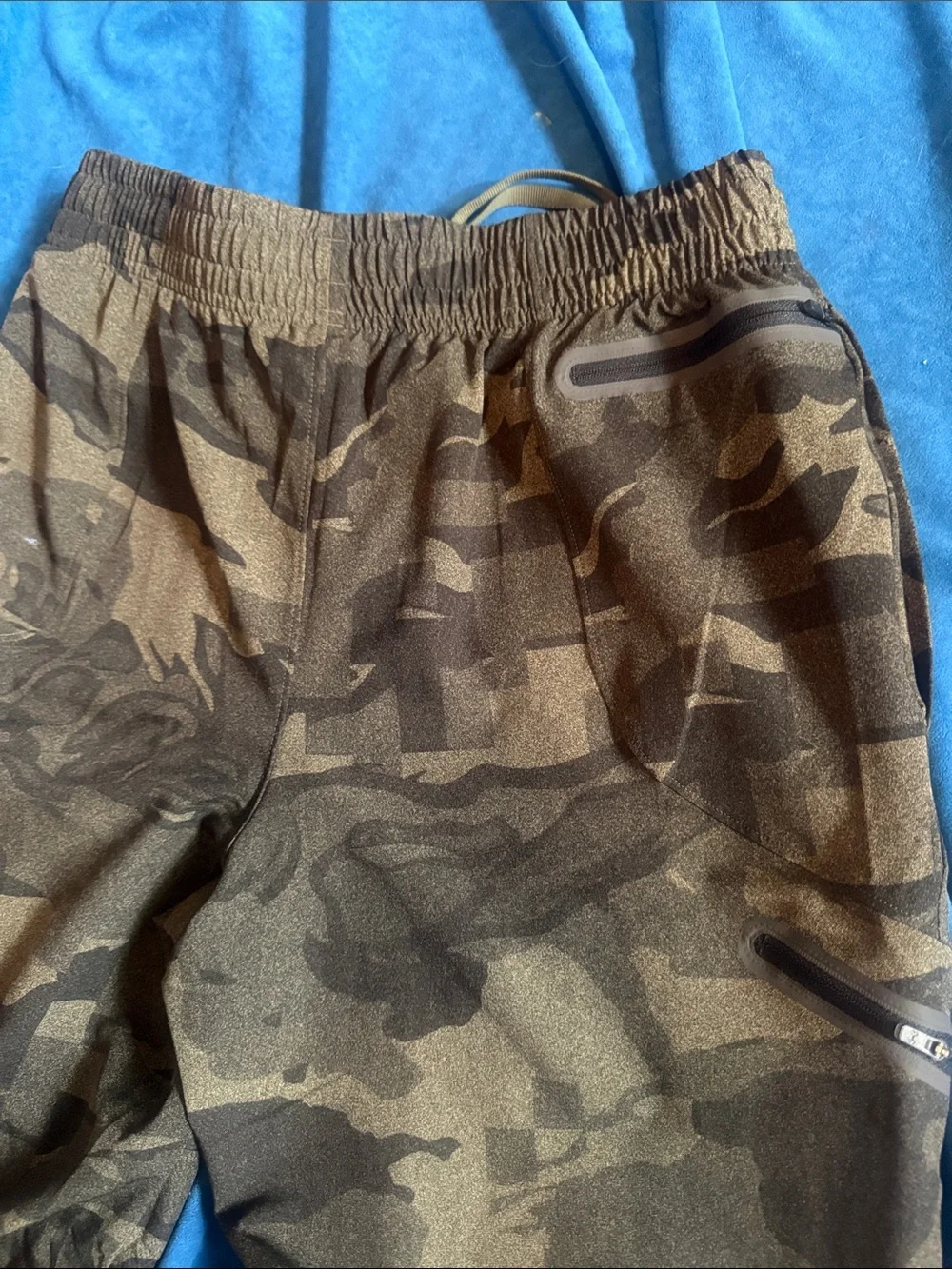 NWOT under armour size M Men's Camo Jogger Pants - Olive Green - Picture 7 of 7